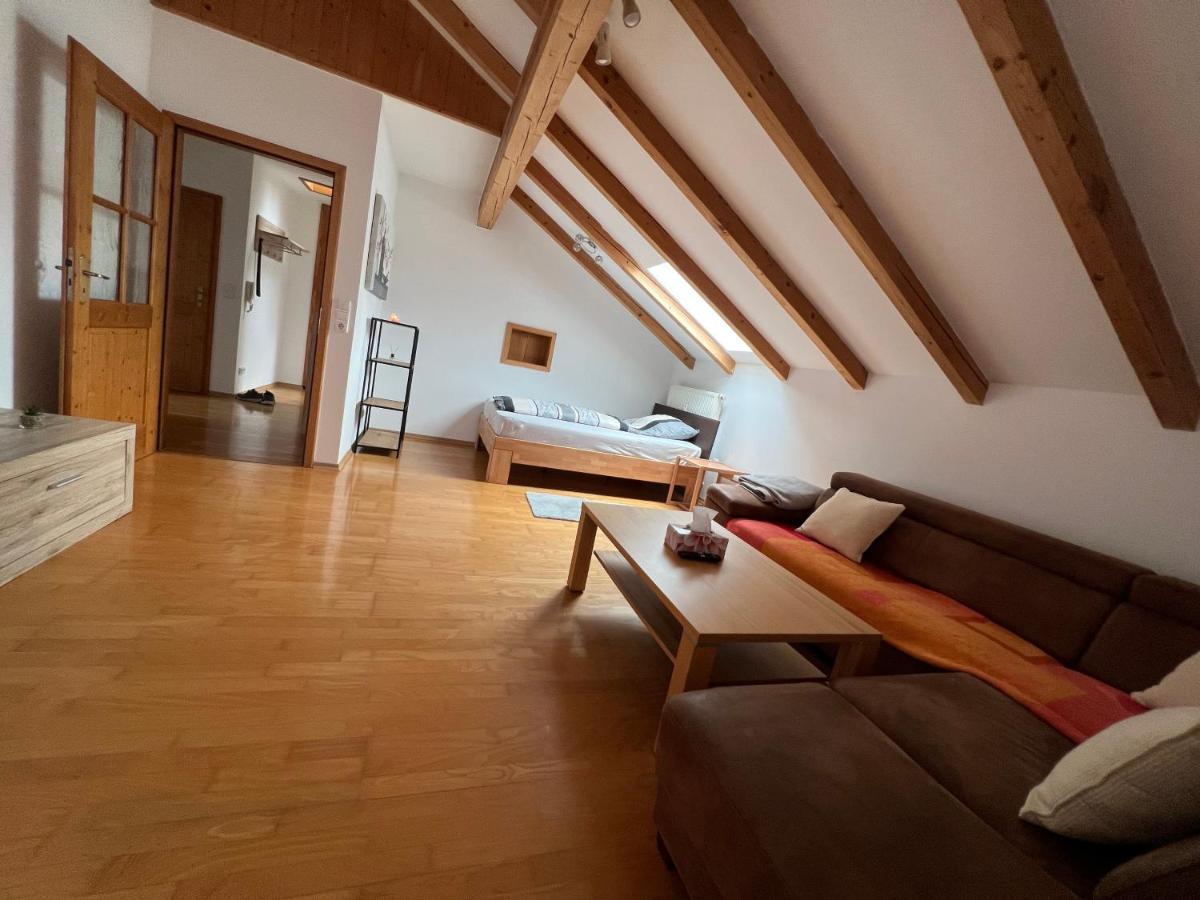 D&R Appartement Bei ローゼンハイム エクステリア 写真